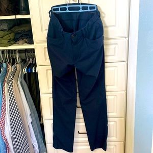 Lululemon commission Navy Pants